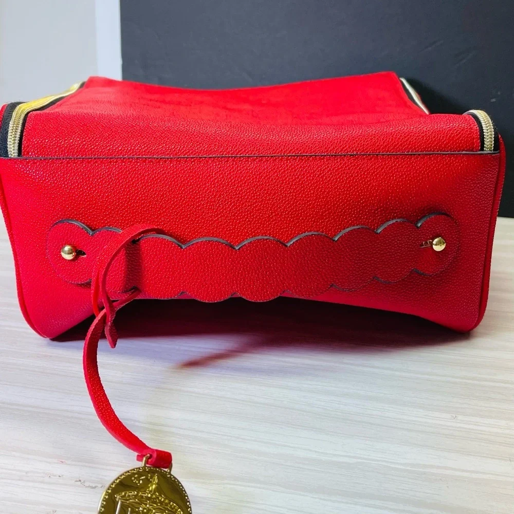 Estee Lauder Blockbuster Beauty Makeup Travel Bag Cosmetic Bag Train Case Red